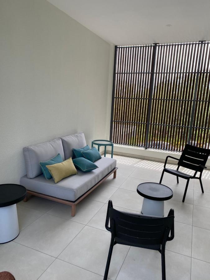 Eastern Blue Beachfront Luxury Apartment Poste Lafayette Esterno foto
